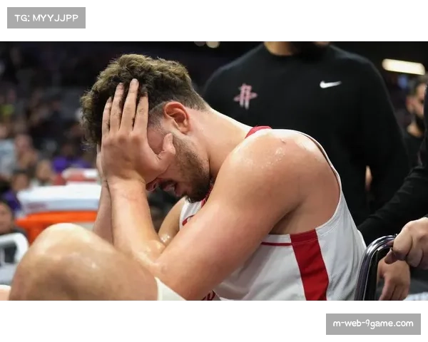 斯坦丘更多使用左脚传球射门 右腿伤情影响技术动作